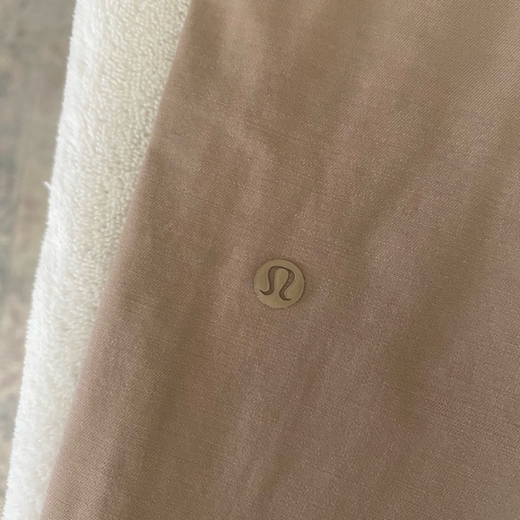 Lululemon athletica pants - Picture 2 of 4